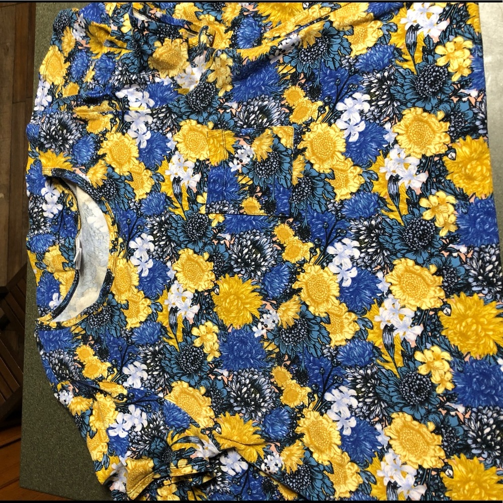 Lularoe Large Carly